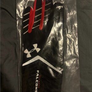 Under Armour Black and Red Highlight Glove